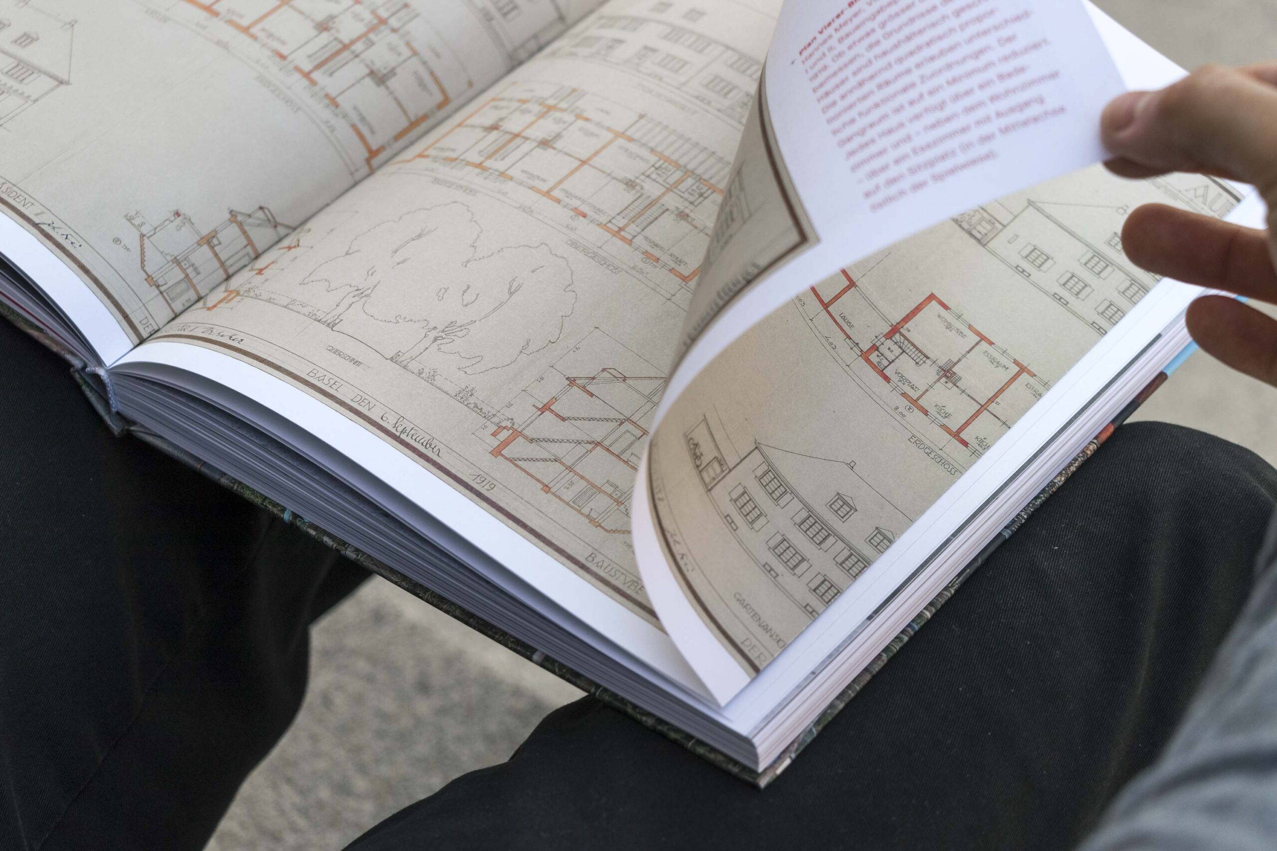 Fotografie und Typografie in der Freidorf Publikation