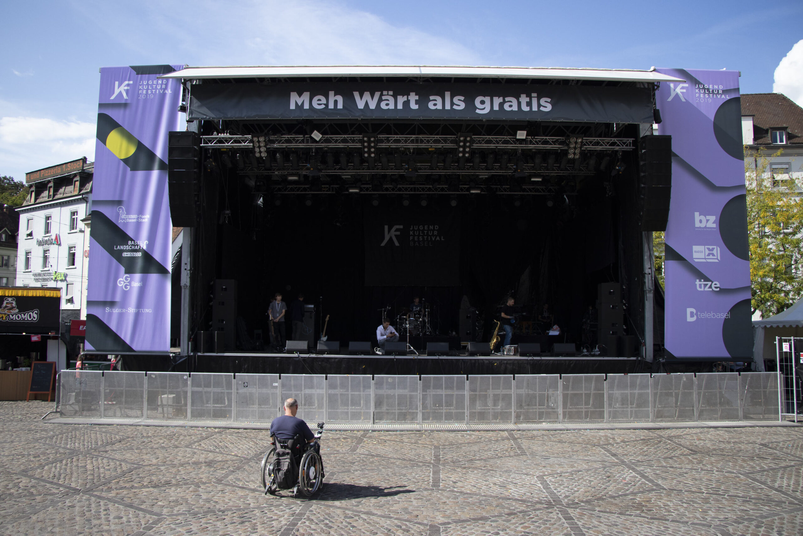 Grafische Anwendung des Jugendkulturfestival-Auftritts